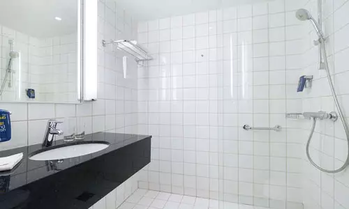 هتل کاسموس نوسکی سنت پترزبورگ